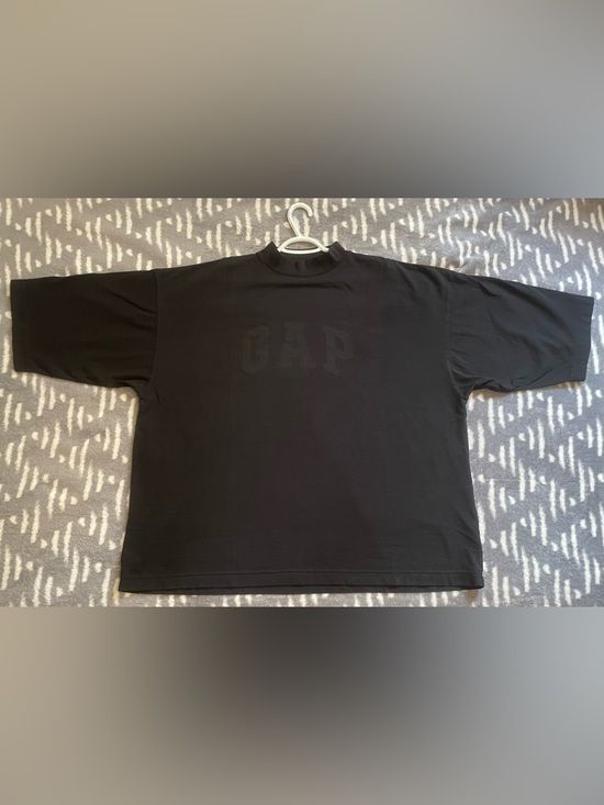 Yeezy x GAP x Balenciaga Other - Yeezy x GAP x Balenciaga baggy 3/4 seamless dove tee shirt - SIZE M
